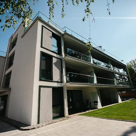 Bauhaus Silver Wellness Apartman 시오포크